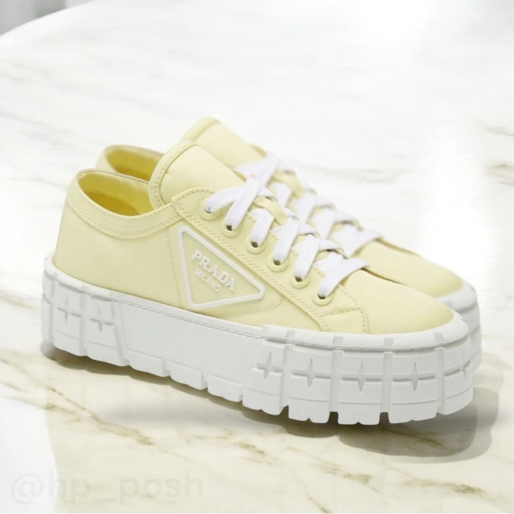 Prada nylon trainer pastel yellow sneakers 37 NEW